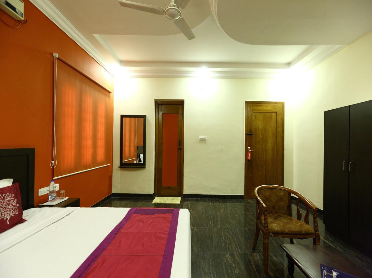 Bed and Breakfast Oyo 7355 Covinille Madurai Exterior foto